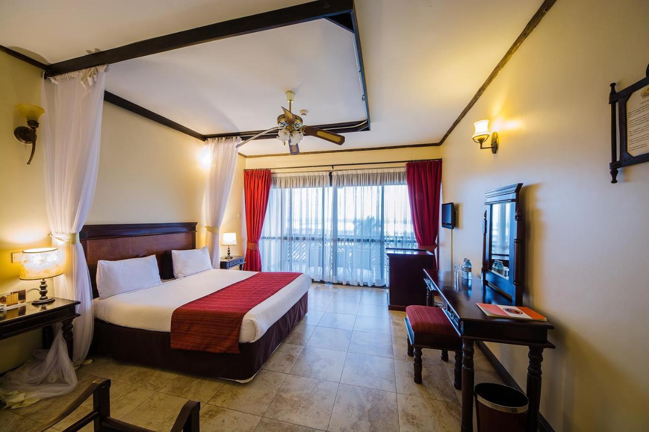 Cassia Lodge Munyonyo Ngoại thất bức ảnh