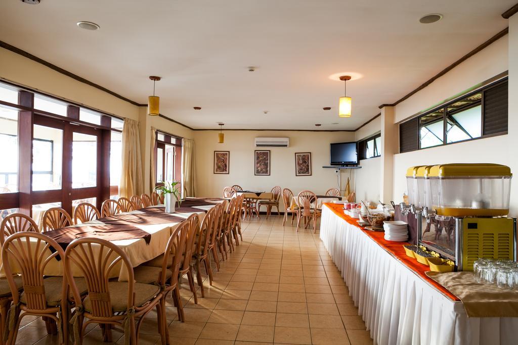 Cassia Lodge Munyonyo Ngoại thất bức ảnh