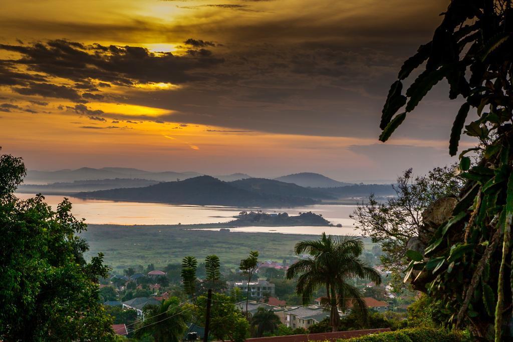 Cassia Lodge Munyonyo Ngoại thất bức ảnh