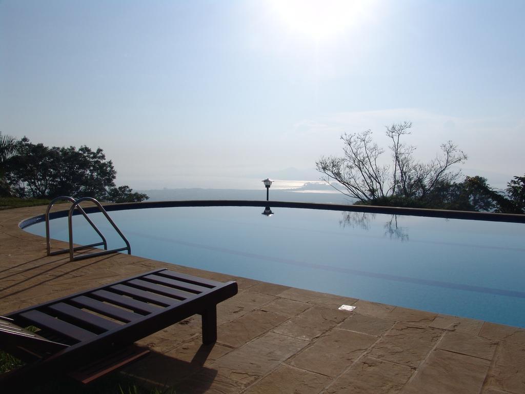Cassia Lodge Munyonyo Ngoại thất bức ảnh