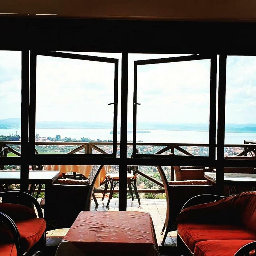Cassia Lodge Munyonyo Ngoại thất bức ảnh